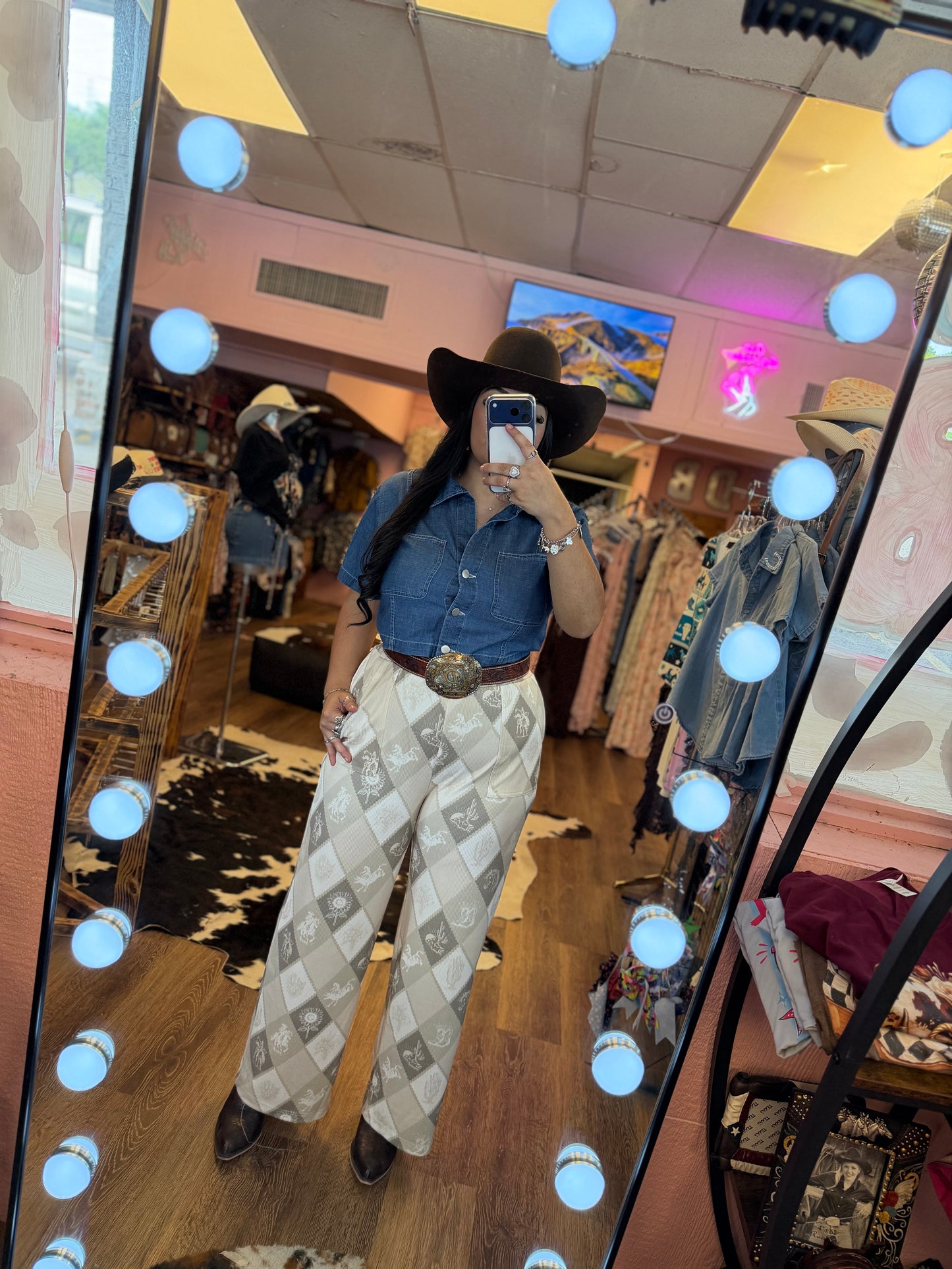 DIOMAND WESTERN PRINT SLACKS