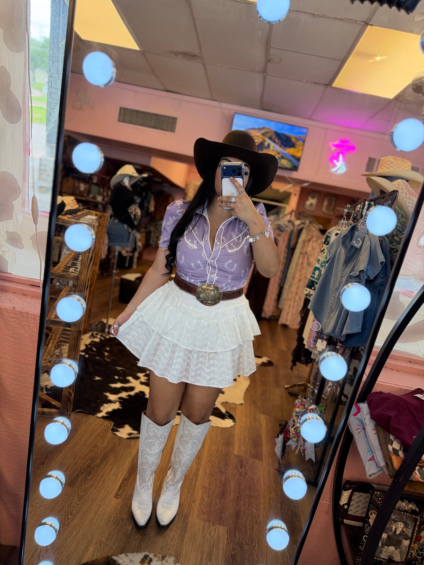 LAVENDER PEARL SNAP BLOUSE