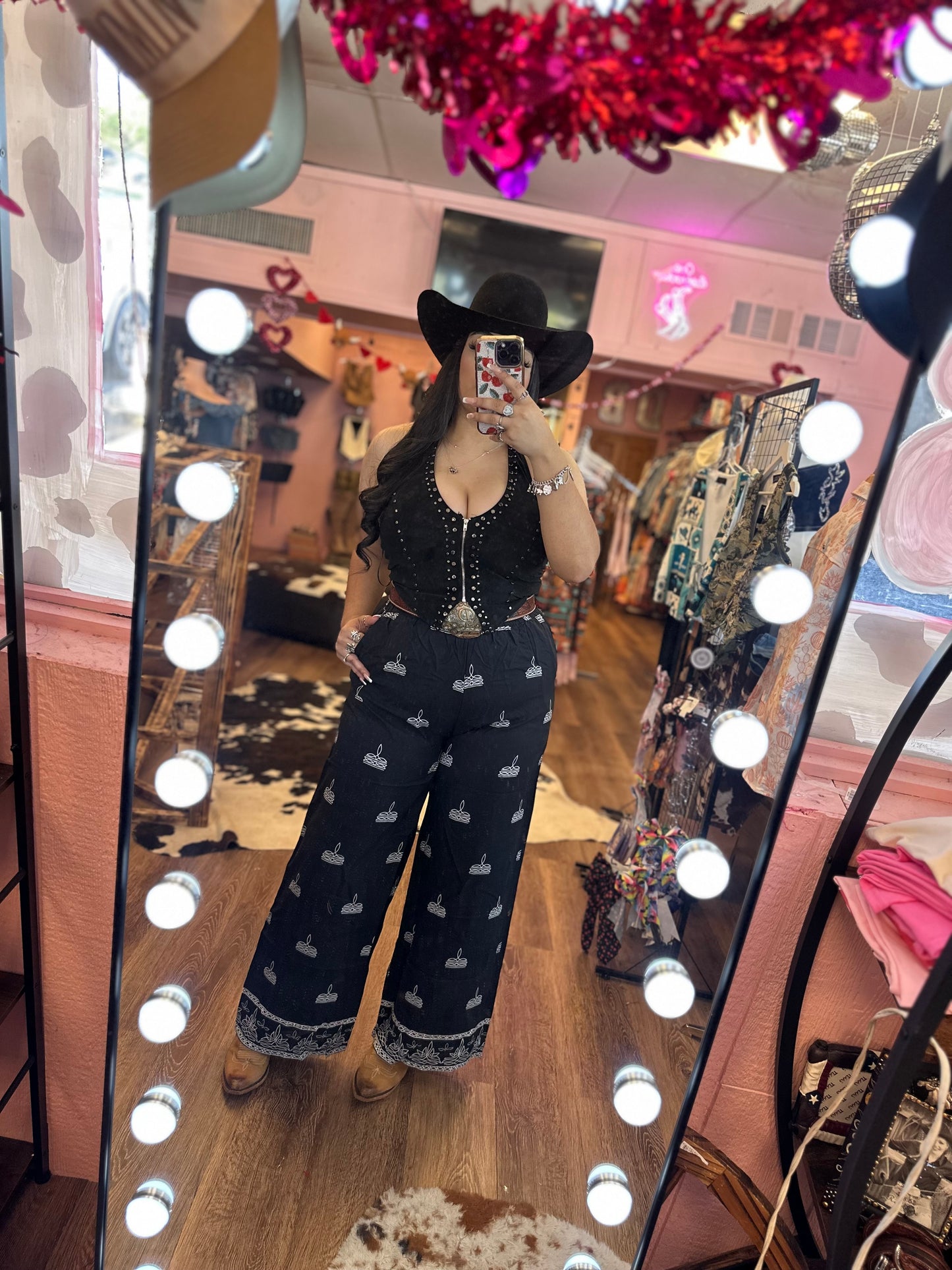BOOT STITCH SLACK PANTS