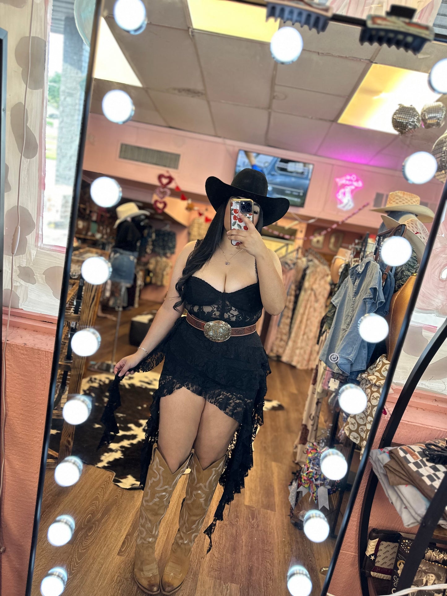 LACE SKIRT