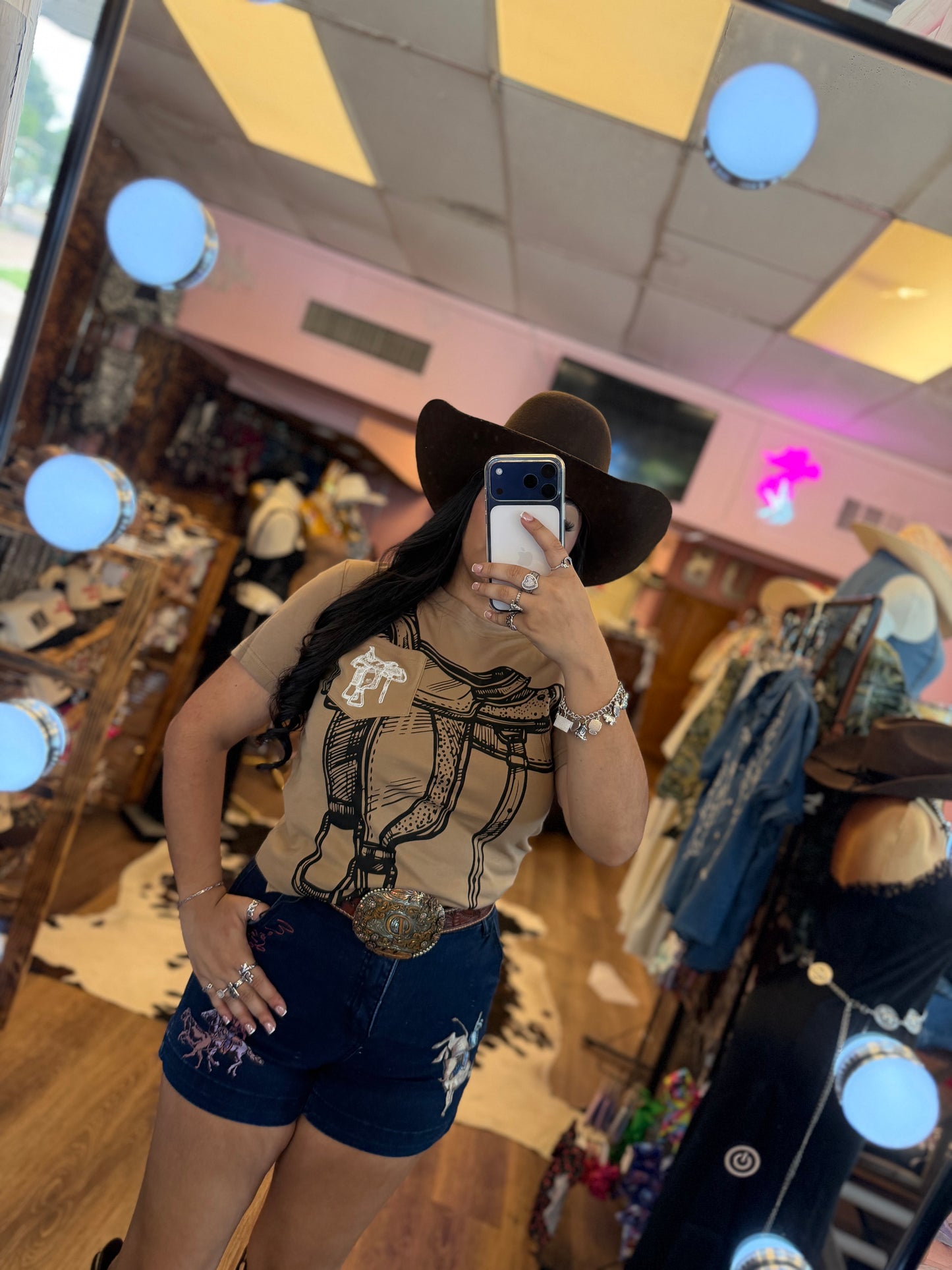 SADDLE BROWN TEE